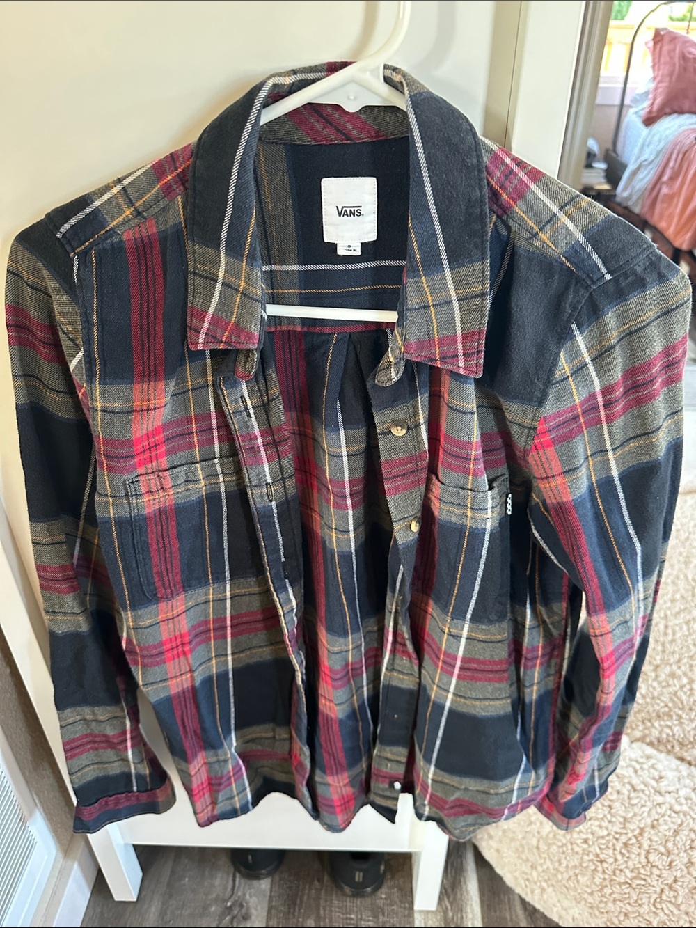 Vans Women’s Navy, Red & Gray Plaid Long-Sleeve Button-Down Shirt